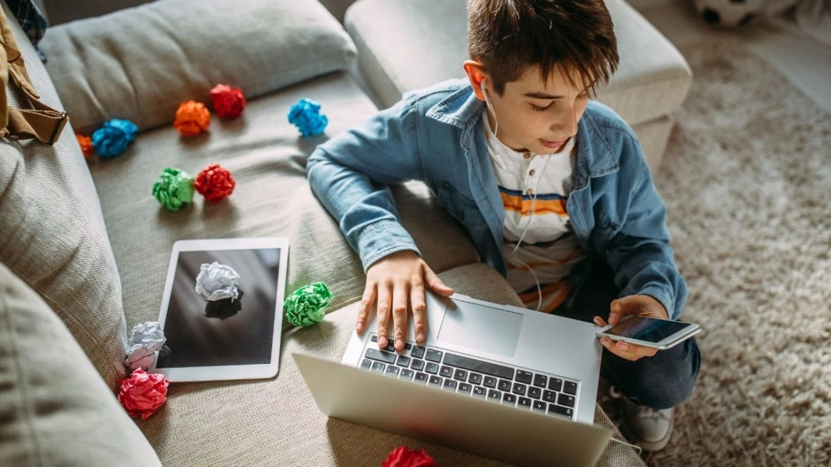 15 yaş altına sosyal medya yasağı geliyor