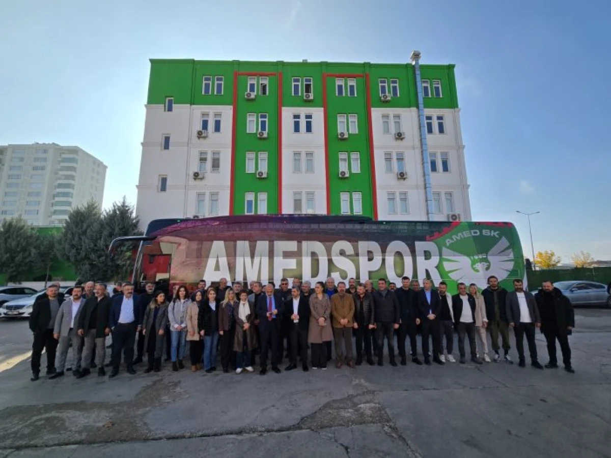 Amedspor’un 22 milyon TL’lik yeni lüks takım otobüsü tanıtıldı