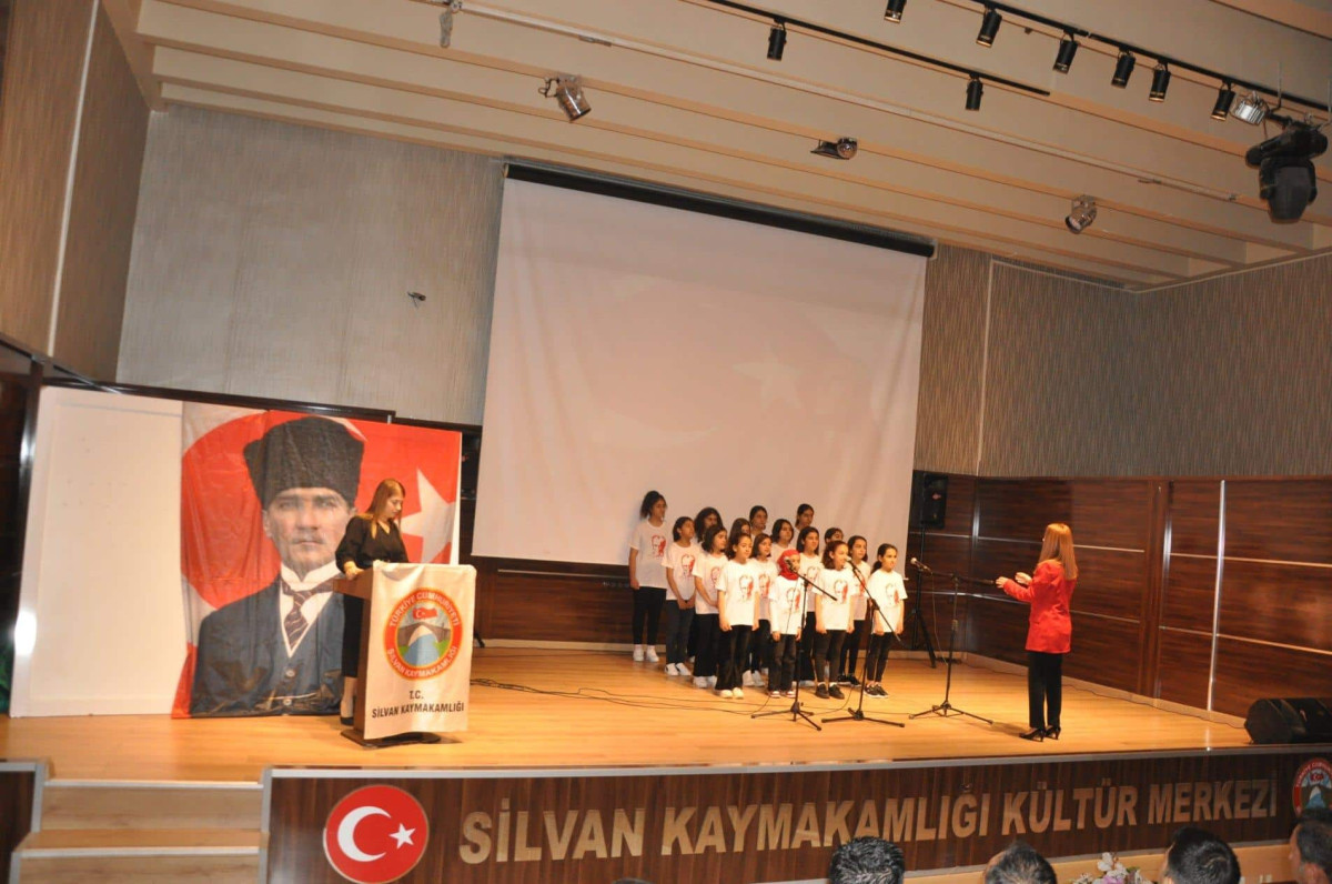 Atatürk'ün Silvan'a gelişi kutlandı