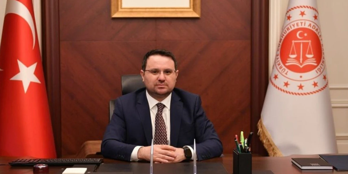 Bakan G&uuml;rlek: 2 &ldquo;Faili me&ccedil;hul&rdquo; dosya aydınlatıldı