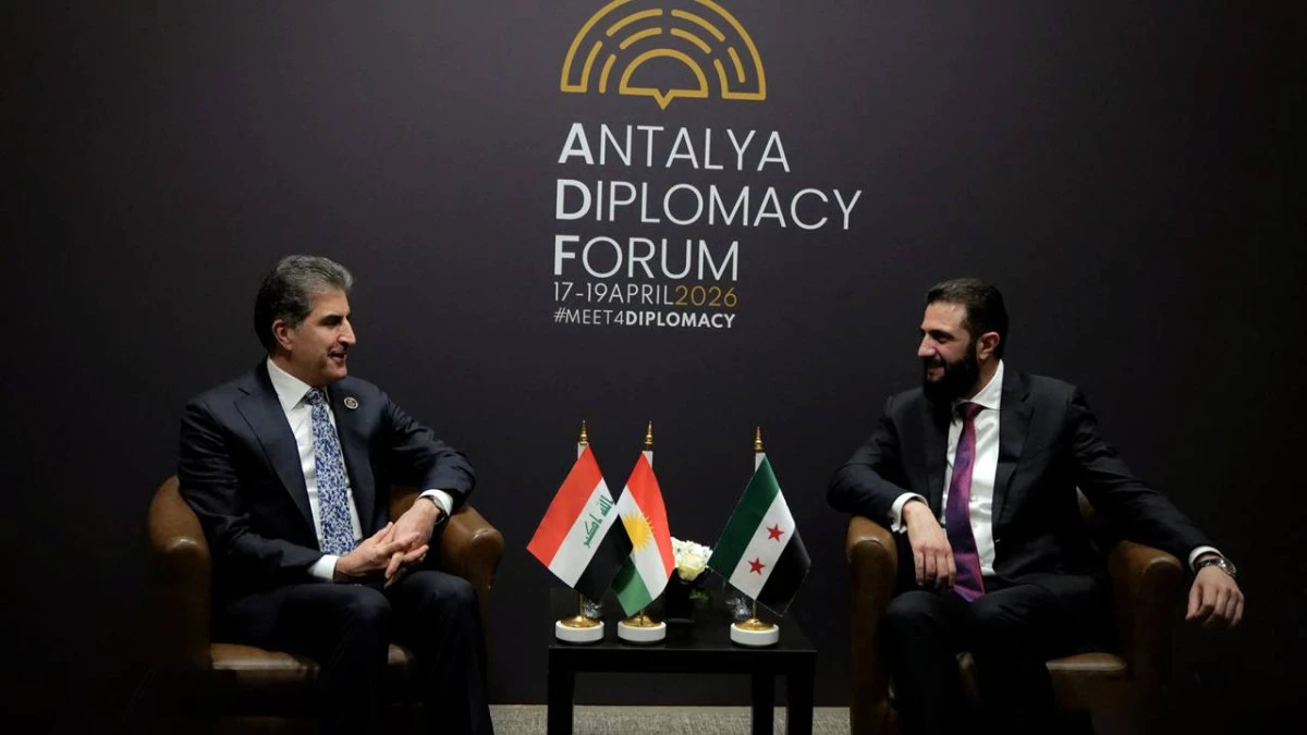 Barzani&rsquo;den Ahmed Şara&rsquo;ya SDG teşekk&uuml;r&uuml;