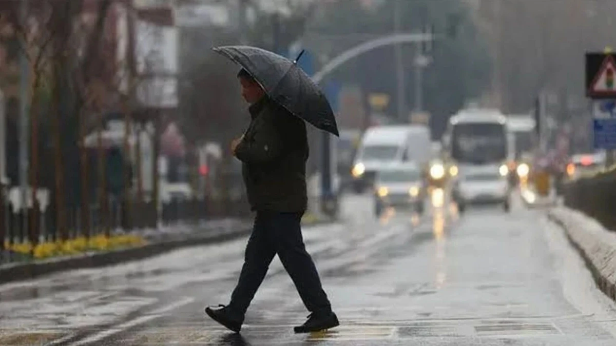 Bayram planı yapanlar dikkat: Yağışlı hava geri d&ouml;n&uuml;yor