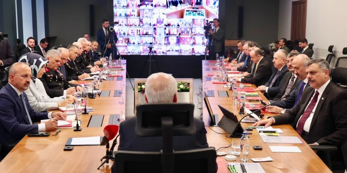 "&Ccedil;er&ccedil;eve yasa" sonrası İ&ccedil;işleri Bakanlığı'nda g&uuml;venlik toplantısı yapıldı