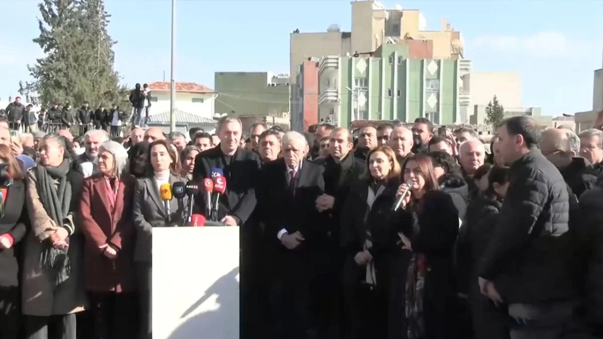 DEM Parti grup toplantısı, Suriye sınırında başladı