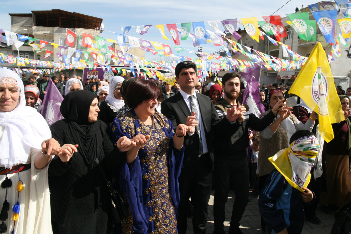 DEM Parti'den Silvan Mitingi