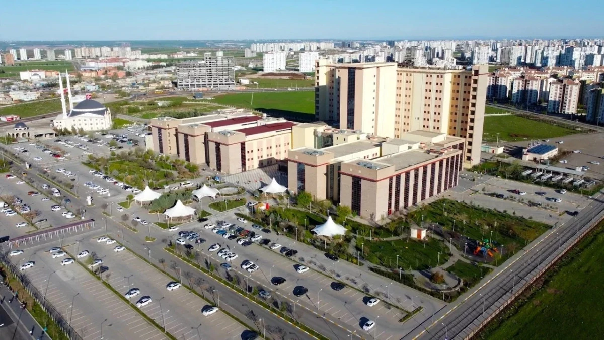 Diyarbakır Araştırma Hastanesi&rsquo;nde sağlık krizi TBMM&rsquo;ye taşındı