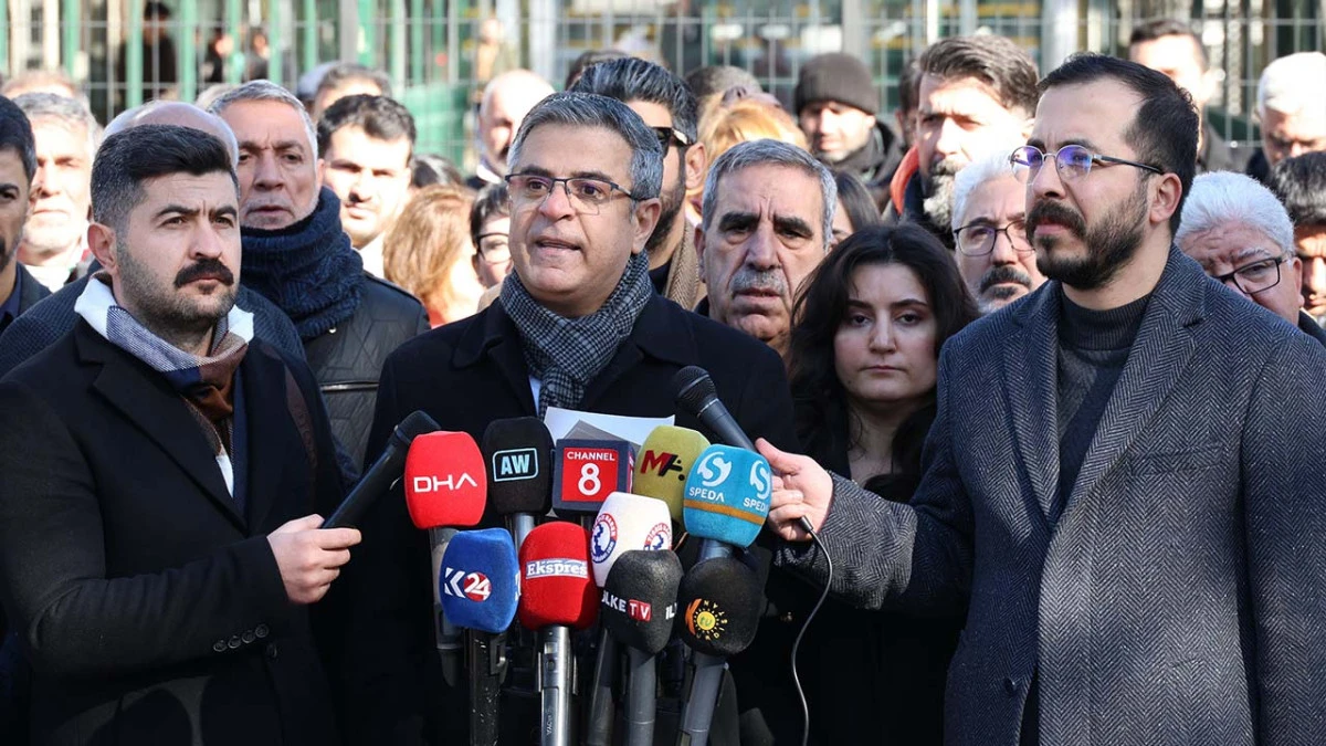 Diyarbakır Barosu&rsquo;ndan Erdoğan&rsquo;a: K&uuml;rtlerle diyaloga girin