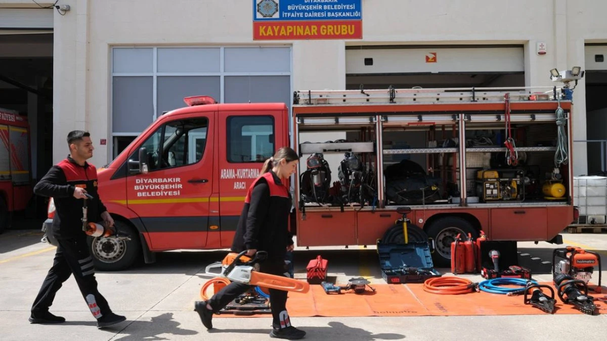 Diyarbakır İtfaiyesi 818 kazaya m&uuml;dahale etti