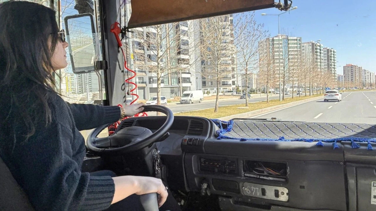 Diyarbakır şehir i&ccedil;i ulaşımında kadın devrimi: 50 kadın daha geliyor