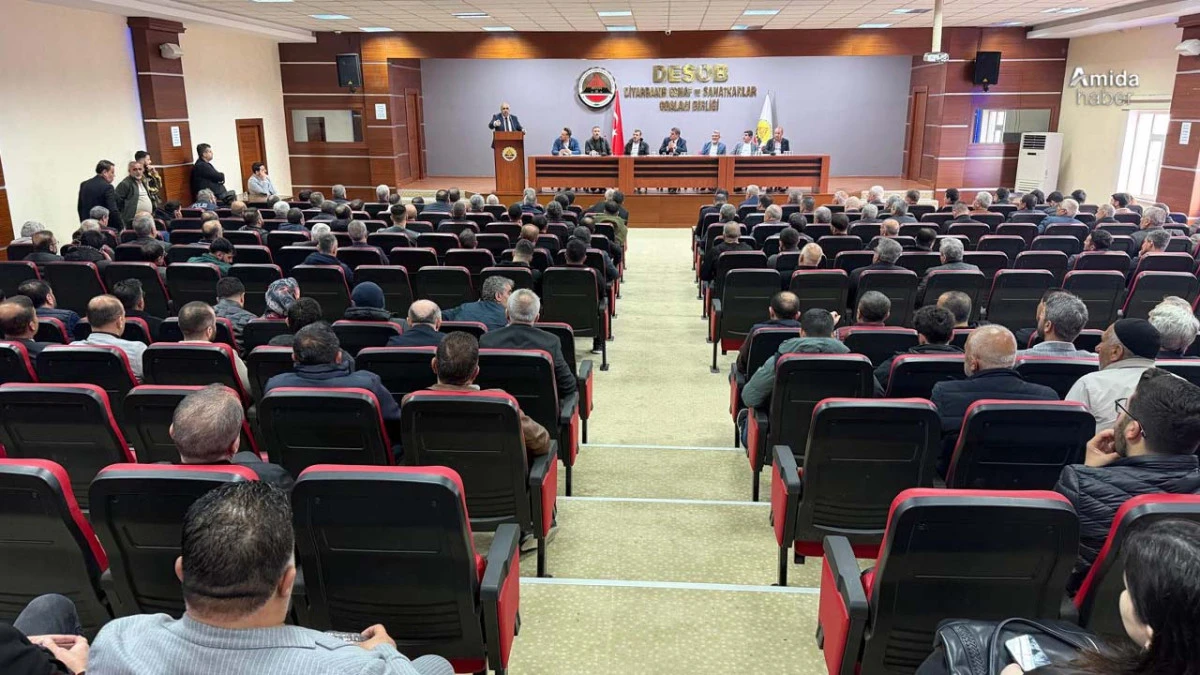 Diyarbakır&rsquo;da 32 yıllık başkan se&ccedil;imi kaybetti