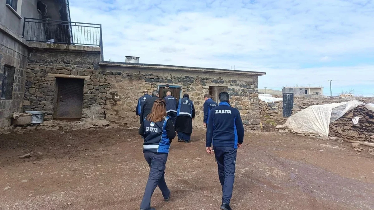 Diyarbakır&rsquo;da ka&ccedil;ak peynir imalathanesi m&uuml;h&uuml;rlendi