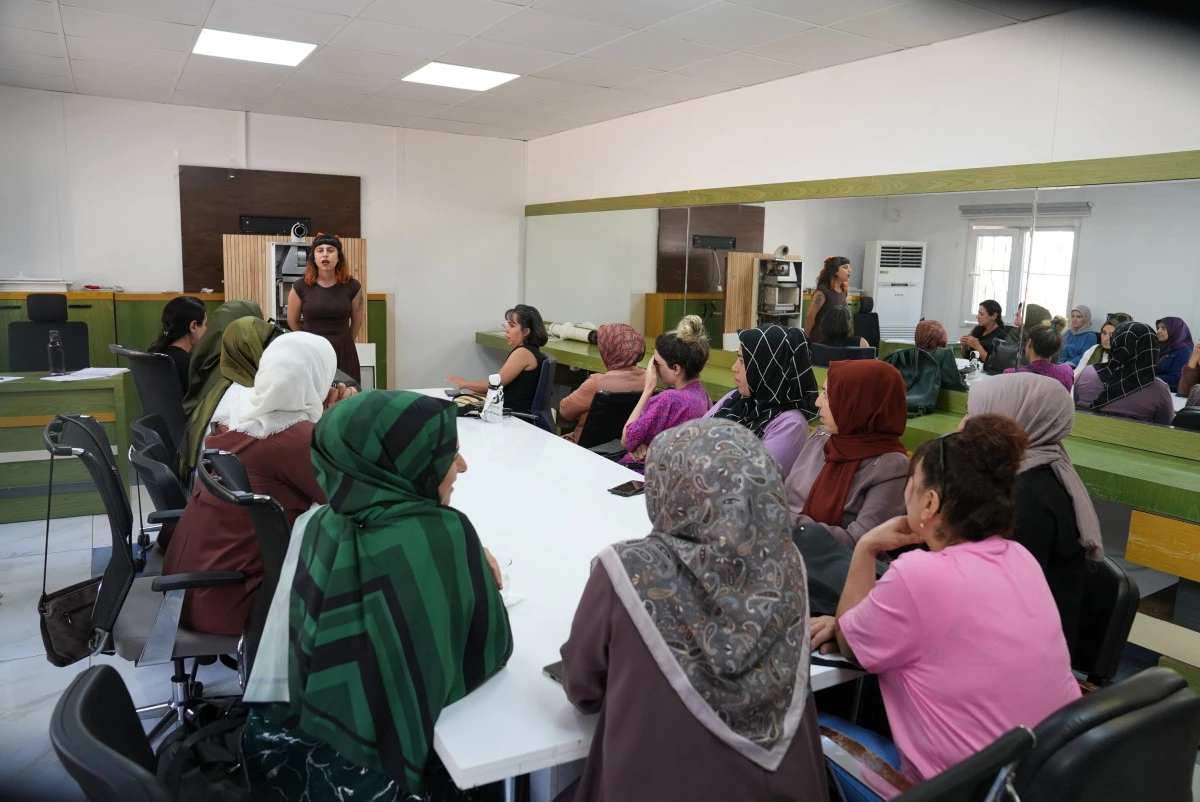 Diyarbakır’da kadınlara toplumsal cinsiyet odaklı atölye