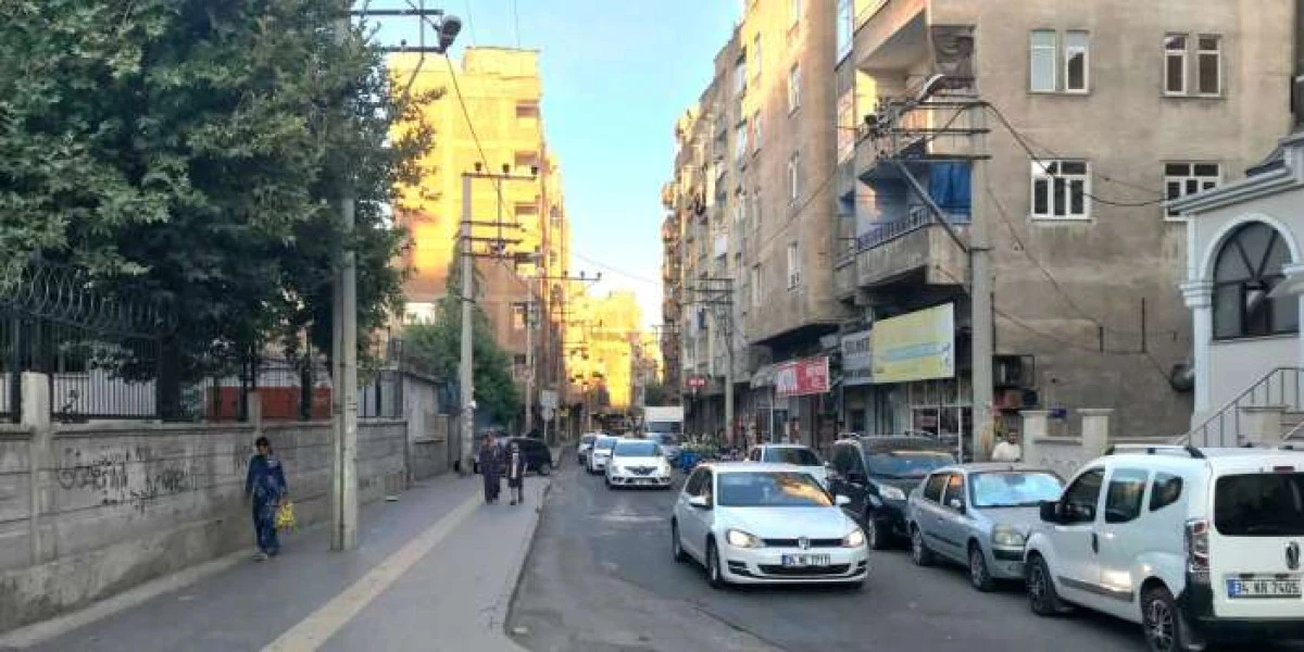 Diyarbakır&rsquo;da o cadde 28 g&uuml;n boyunca kapalı kalacak!