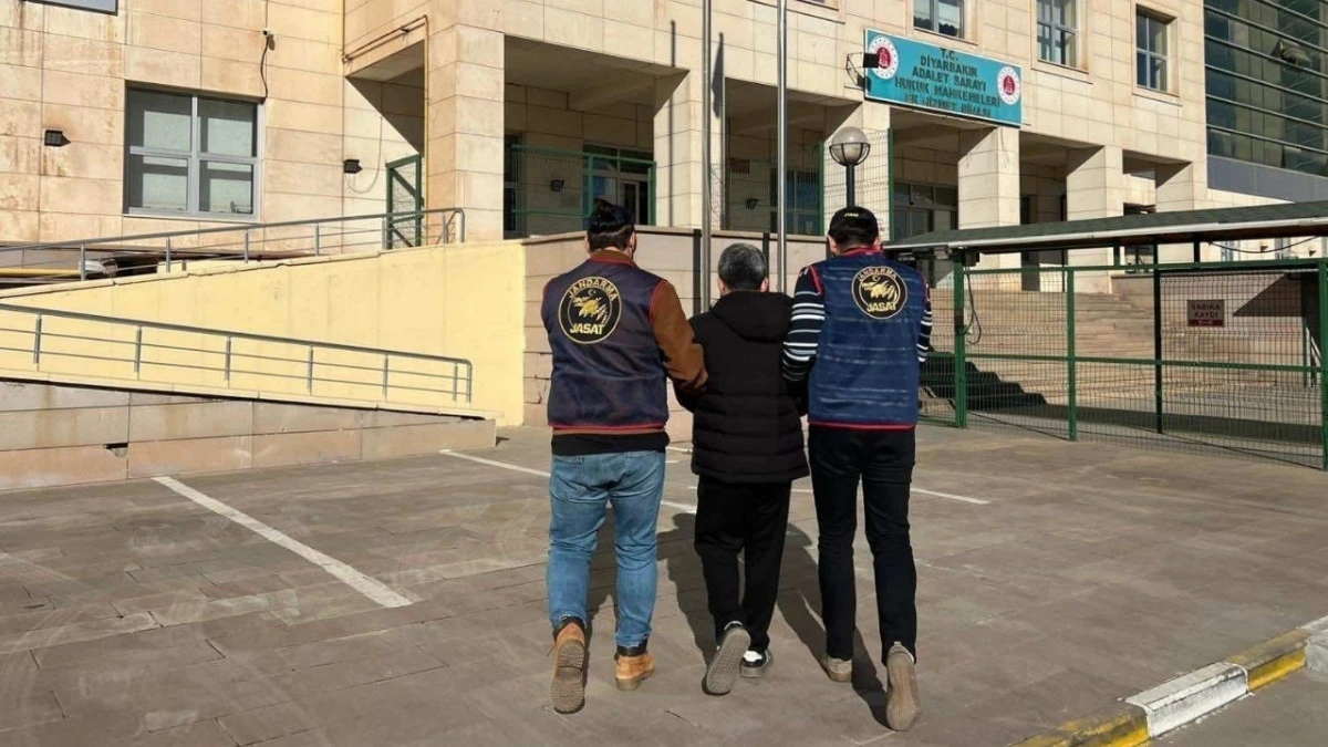 Diyarbakır&rsquo;da operasyon: 110 kişi g&ouml;zaltında