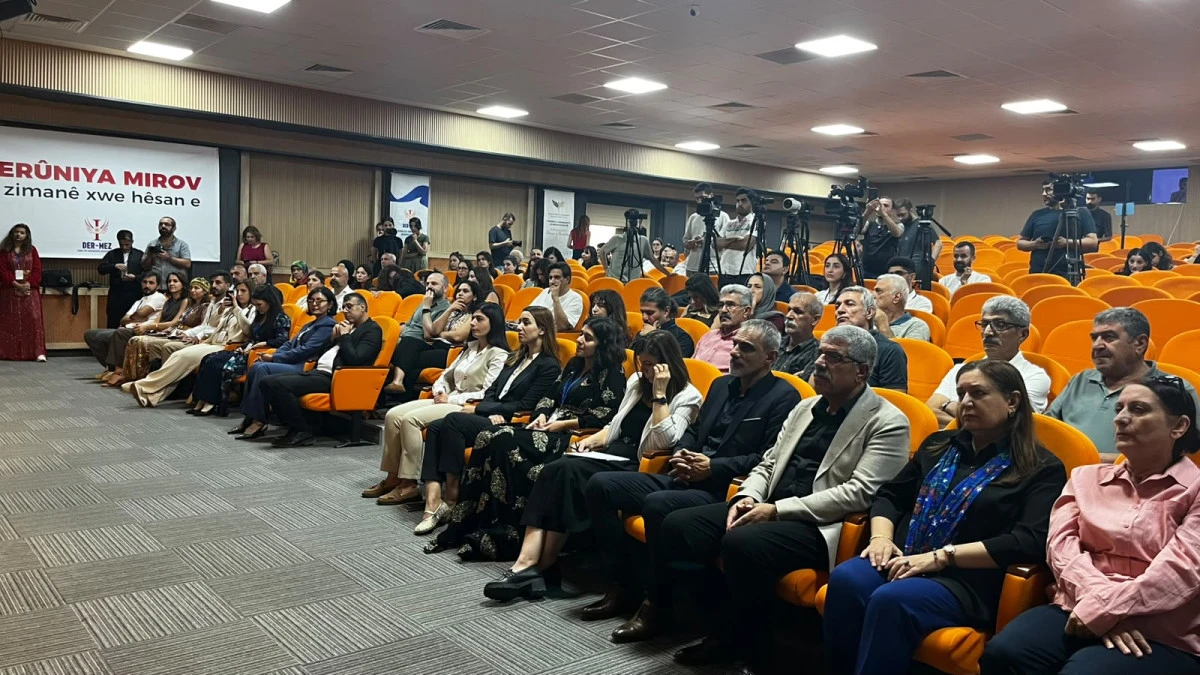 Diyarbakır&rsquo;da psikolojinin dili ve kimliği masada