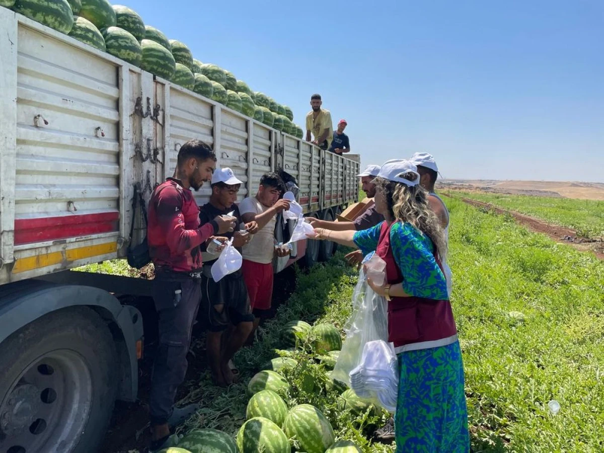 Diyarbakır&rsquo;da tarım iş&ccedil;ilerine dayanışma ziyareti