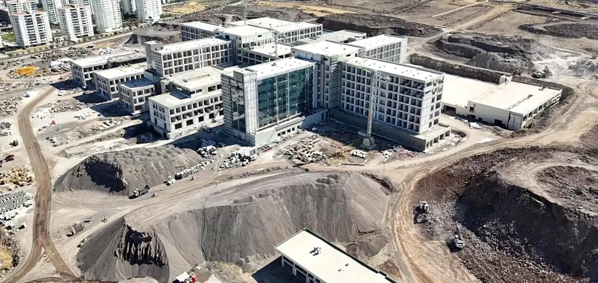 Diyarbakır&rsquo;daki hastane a&ccedil;ılmadan altyapısı tamam