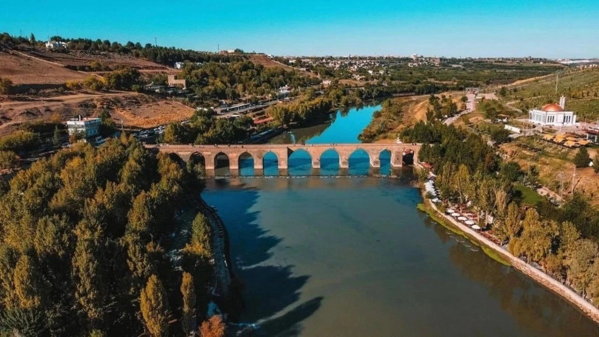 Diyarbakırlı doçente sürgün: Çüngüş’e gönderildi