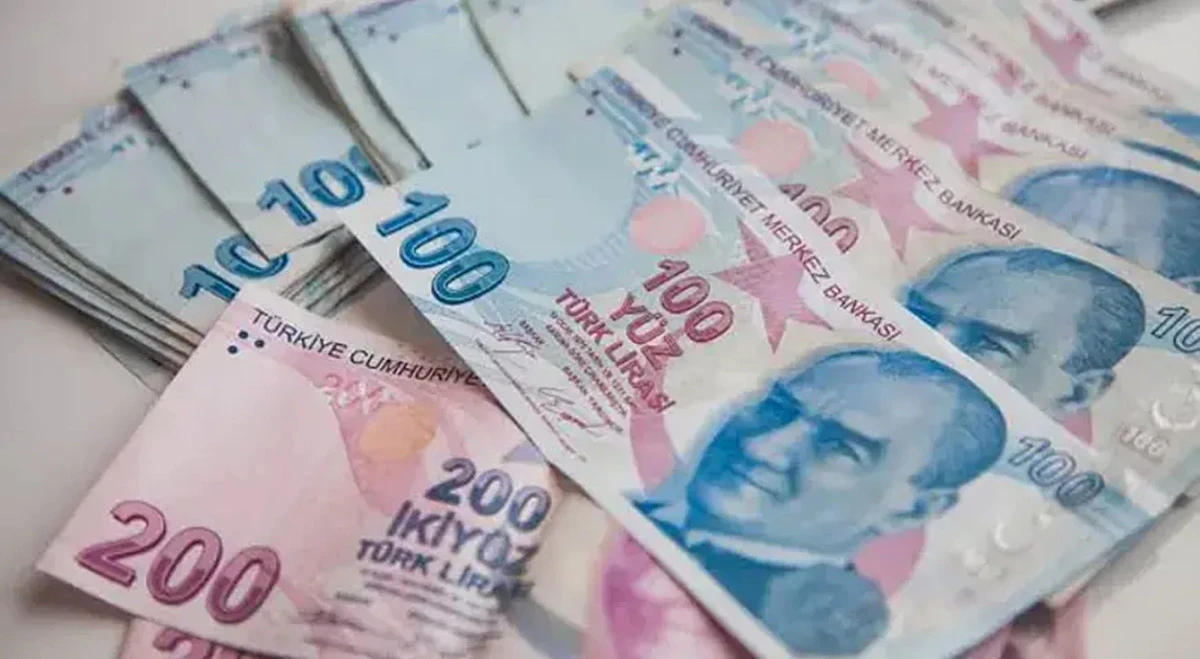 Emeklilerin maaş farkı &ouml;deme tarihi a&ccedil;ıklandı