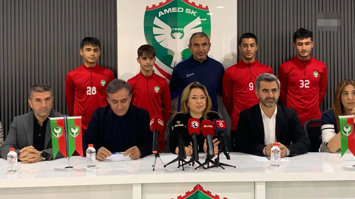 Eski başkan Amedspor’a sponsor oldu