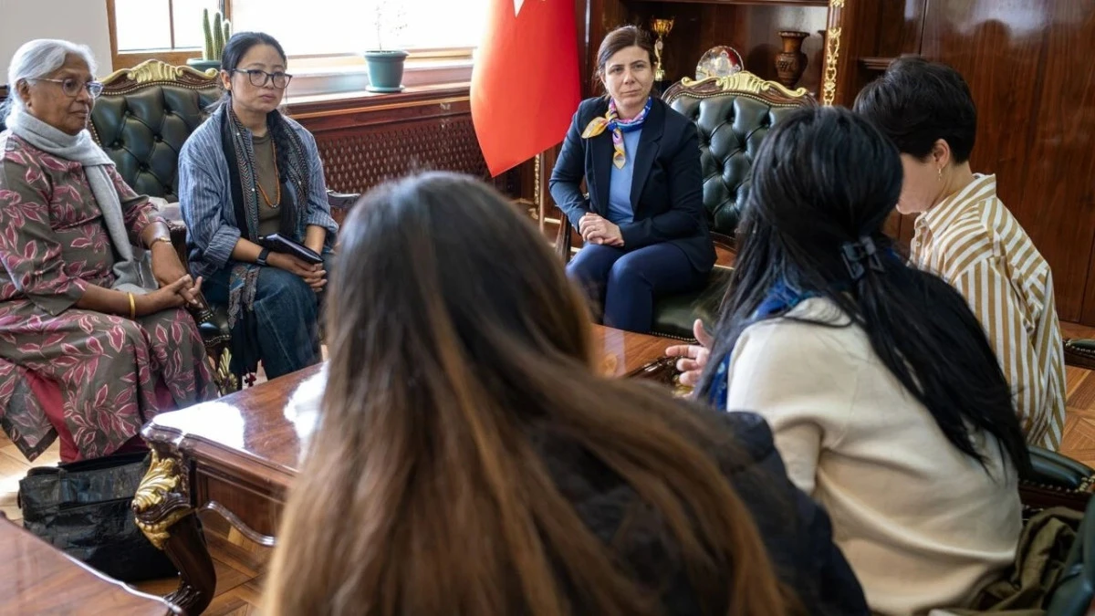 Hindistanlı kadınlardan Diyarbakır Belediyesine ziyaret