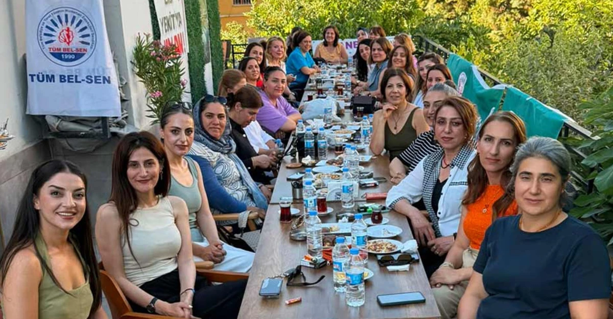 Kadın Meclisi yeniden &ouml;rg&uuml;tleniyor