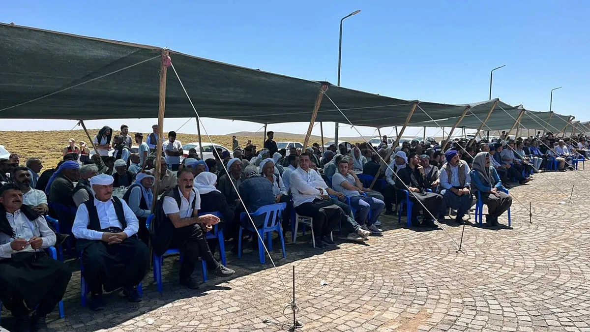 Karacadağ'da Aşiretler Tek &Ccedil;atı Altında Buluştu!