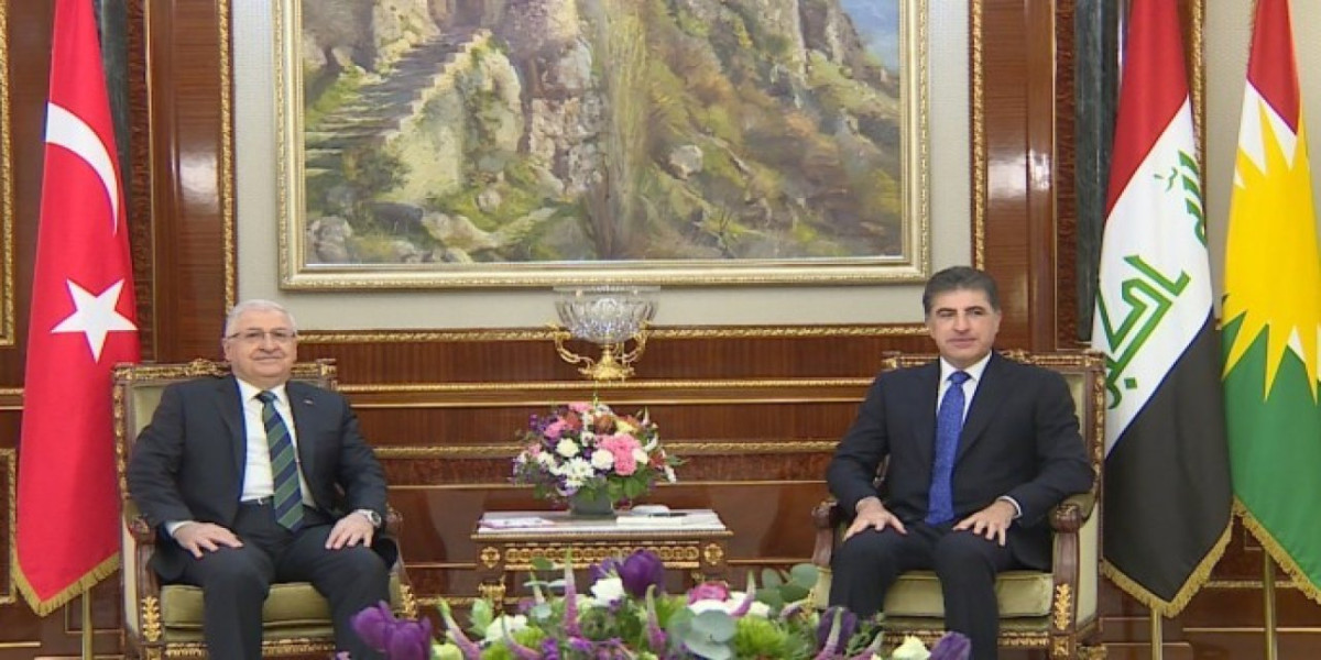 Milli Savunma Bakanı Güler, Başkan Barzani ile görüştü