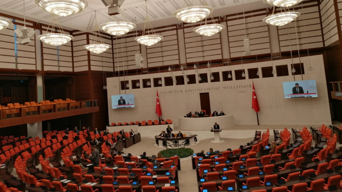 M&uuml;lk sahiplerine k&ouml;t&uuml; haber: Emlak vergisi &uuml;&ccedil; kat arttı