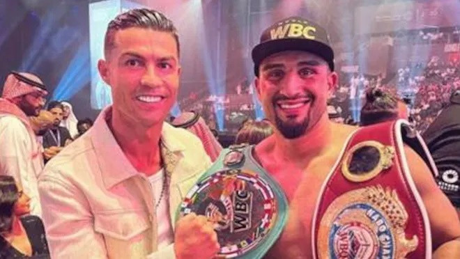 Ronaldo, Kürt boksör Agit Kabayel'i tebrik etti