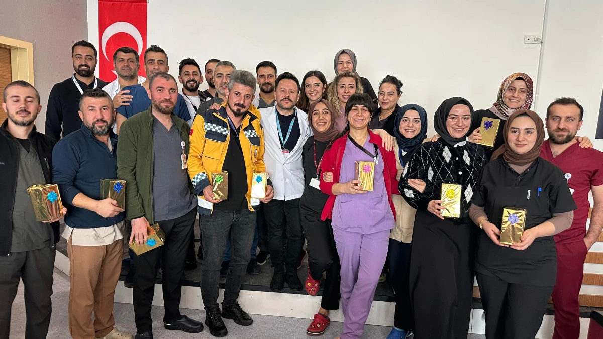 Sağlık'ta &Ouml;zverili personele teşekk&uuml;r ve &ouml;d&uuml;l