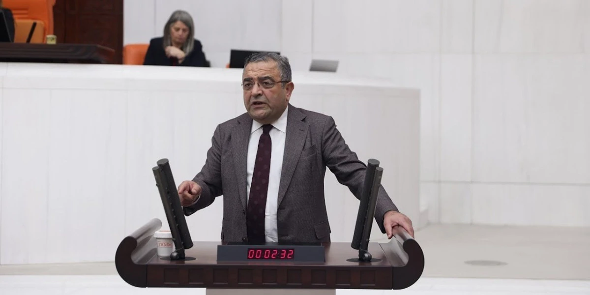 Sezgin Tanrıkulu&rsquo;dan Mehmet Şimşek&rsquo;e k&ouml;pr&uuml; ve otoyol &ouml;zelleştirmesi sorusu