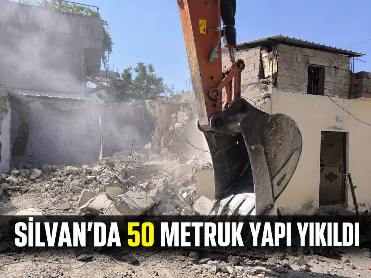 Silvan&rsquo;da Uyuşturucu ve Su&ccedil;la M&uuml;cadele: 50 Metruk Yapı Yıkıldı
