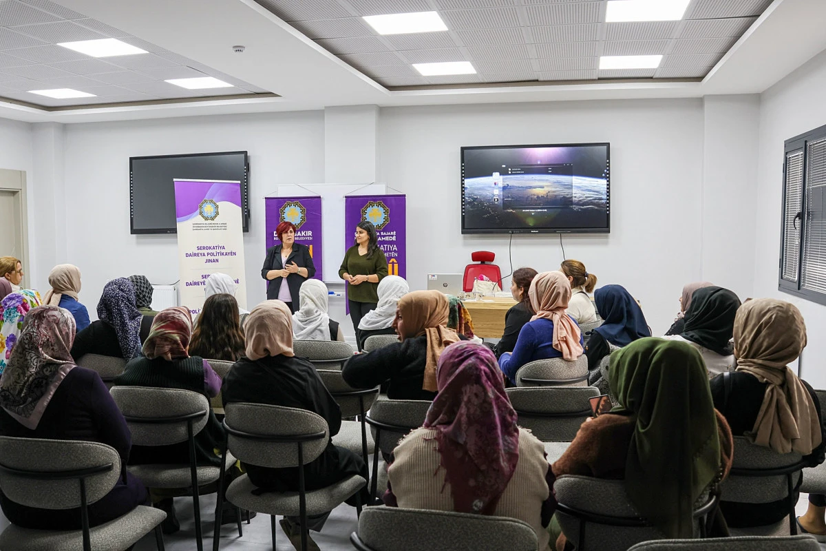 Silvan&rsquo;da &ldquo;Yıkanabilir Ped At&ouml;lyesi&rdquo; D&uuml;zenlendi