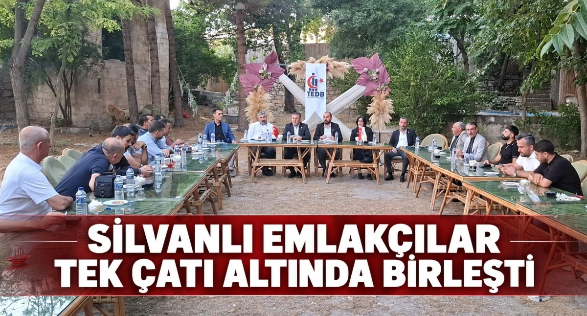 Silvanlı Emlak&ccedil;ılar Tek &Ccedil;atı Altında Birleşti
