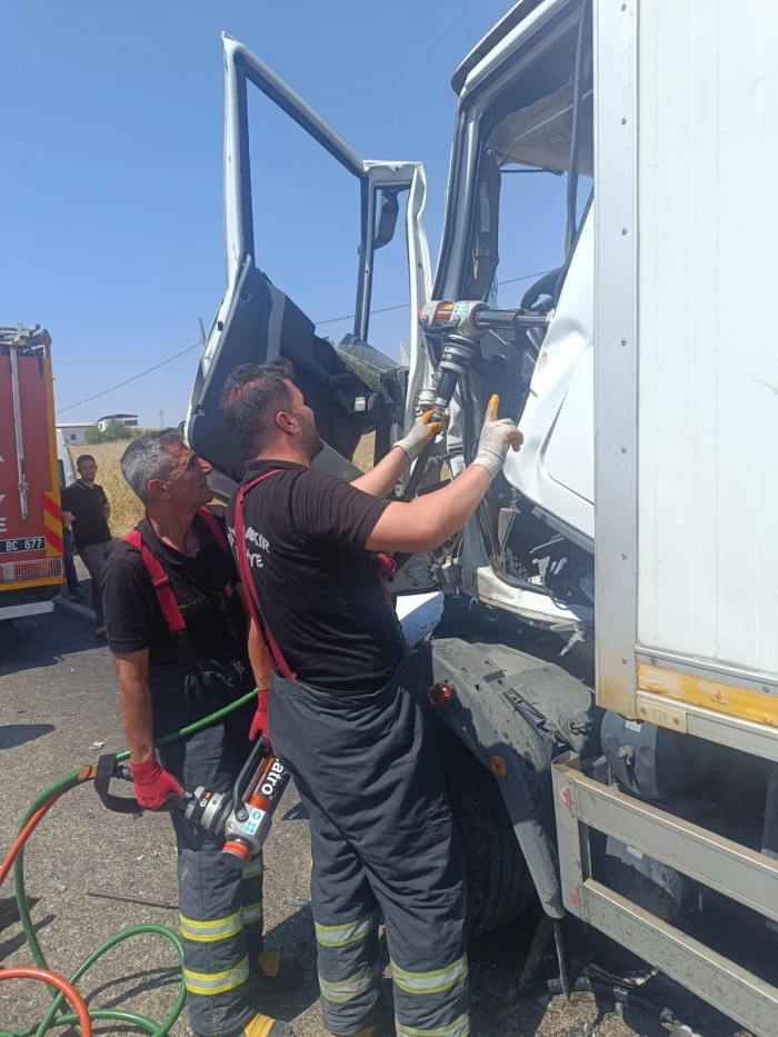 SON DAKİKA...Diyarbakır'da feci kaza; 1 ölü