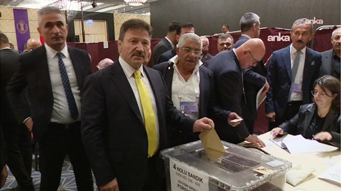 TESK&rsquo;te 19 yıllık Paland&ouml;ken d&ouml;nemi sona erdi