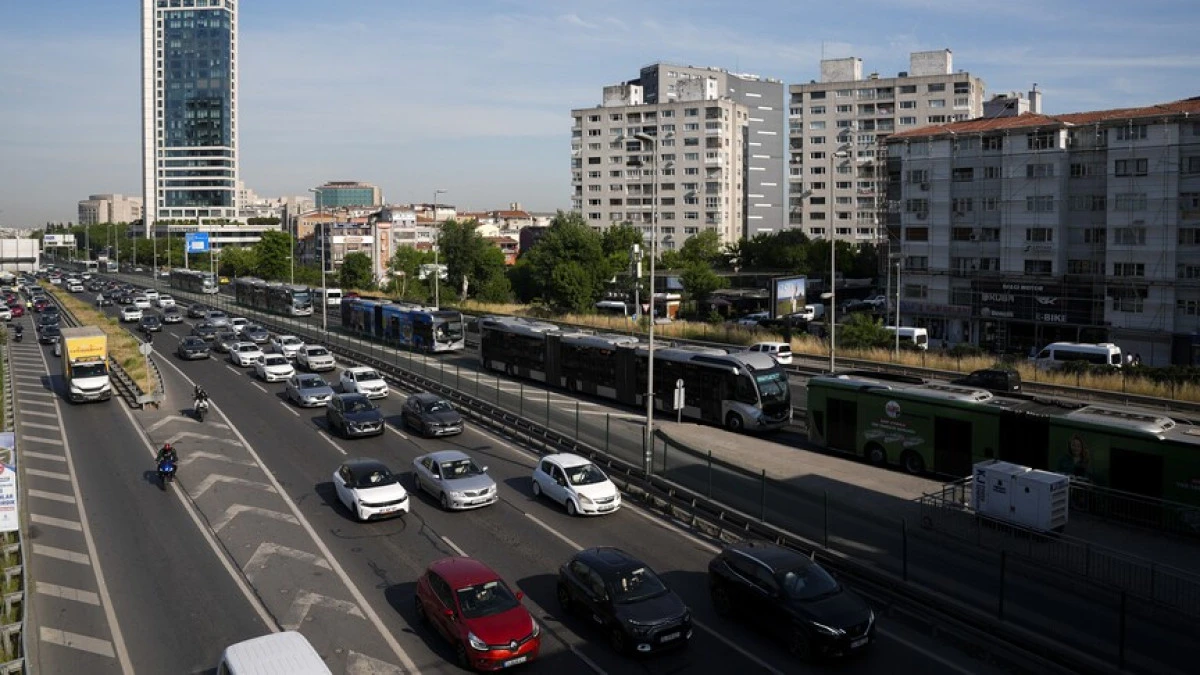 Trafikte en tehlikeli ihlalde y&uuml;zde 93 d&uuml;ş&uuml;ş